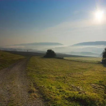 펜션 Peaceful In Rascheid Near Forest 가이스펠드