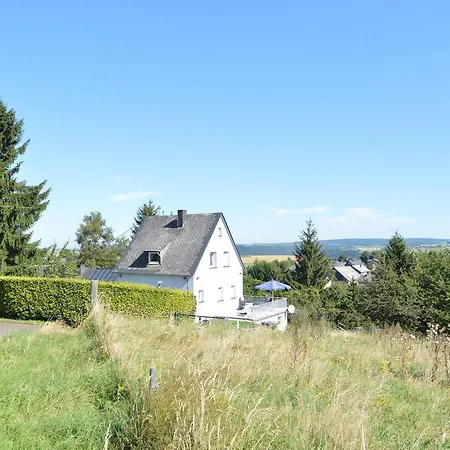 Hochwald Familienhaus * Geisfeld (Rhineland-Palatinate)